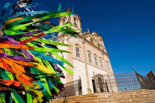 A Longa e Rica História das Fitinhas do Senhor do Bonfim