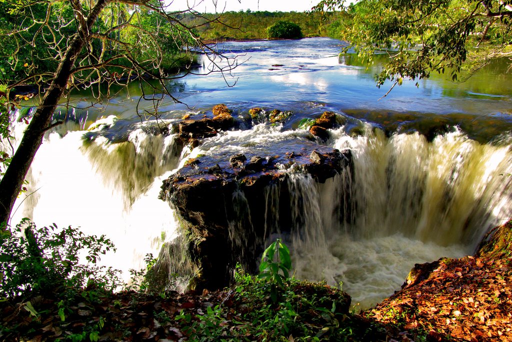 Cachoeira da Prata na Chapada das Mesas