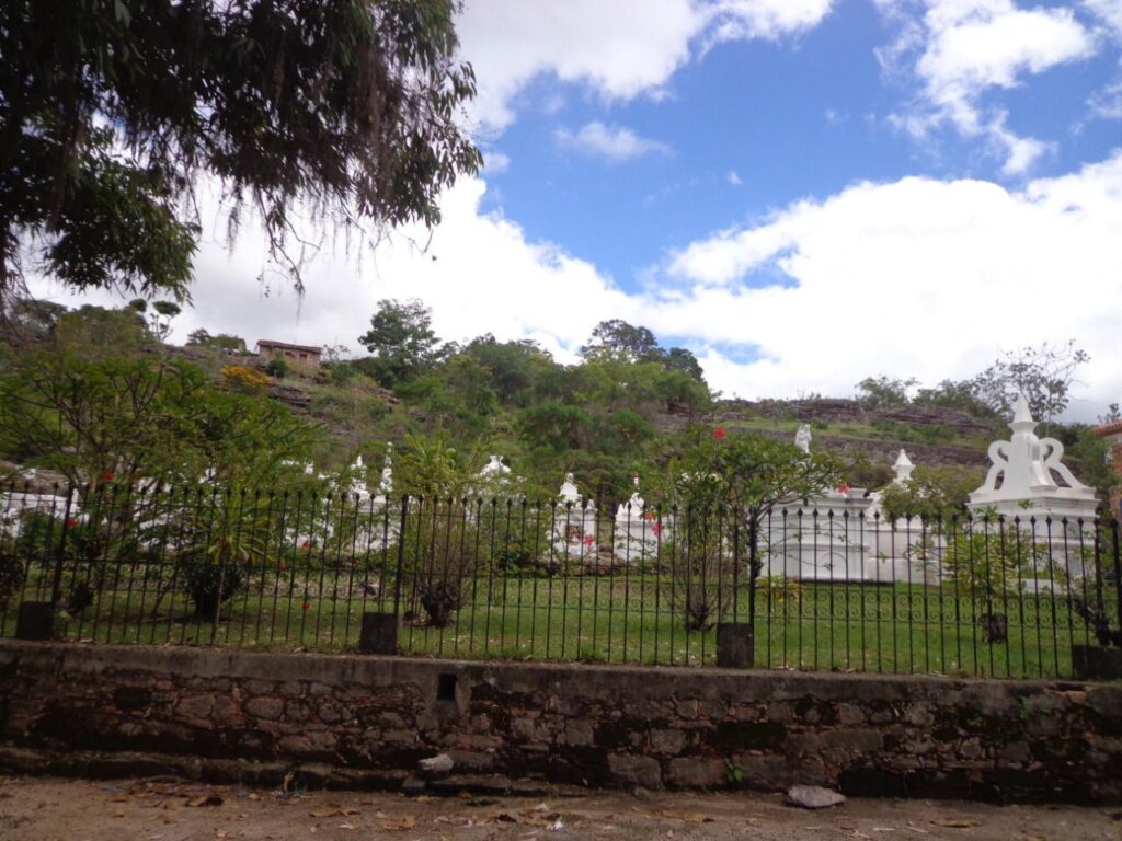 Cemitério Bizantino em Igatu
