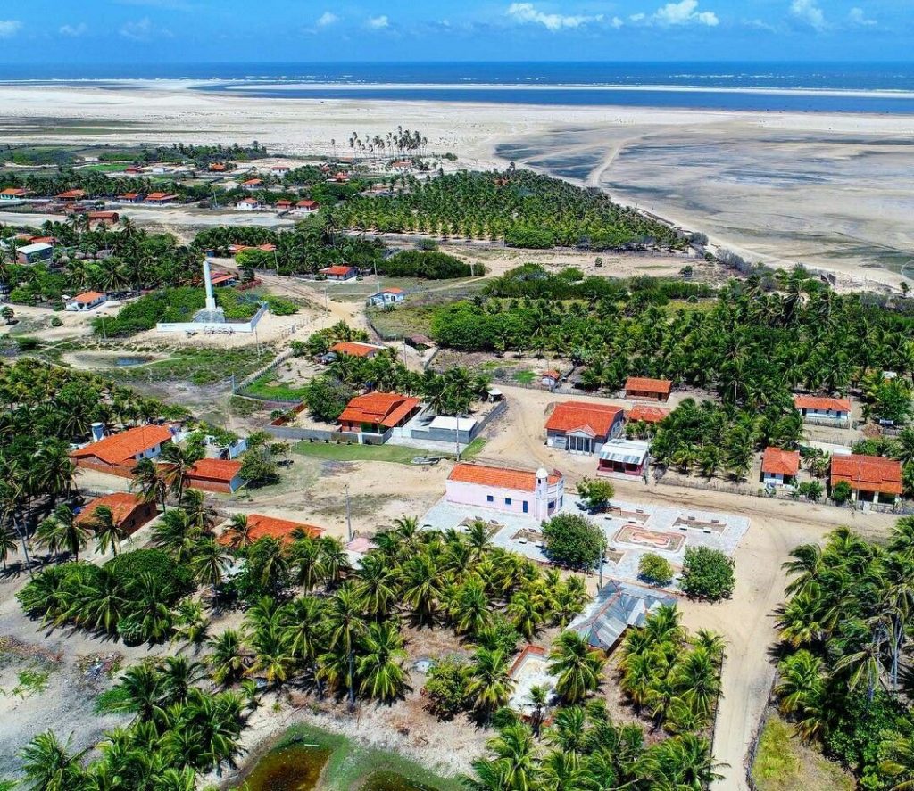 Praia do Arpoador no município de Tutóia no Maranhão