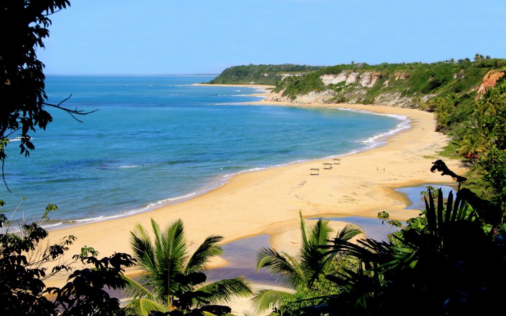 Praia do Espelho no litoral sul da Bahia Praia do Espelho no litoral sul da Bahia